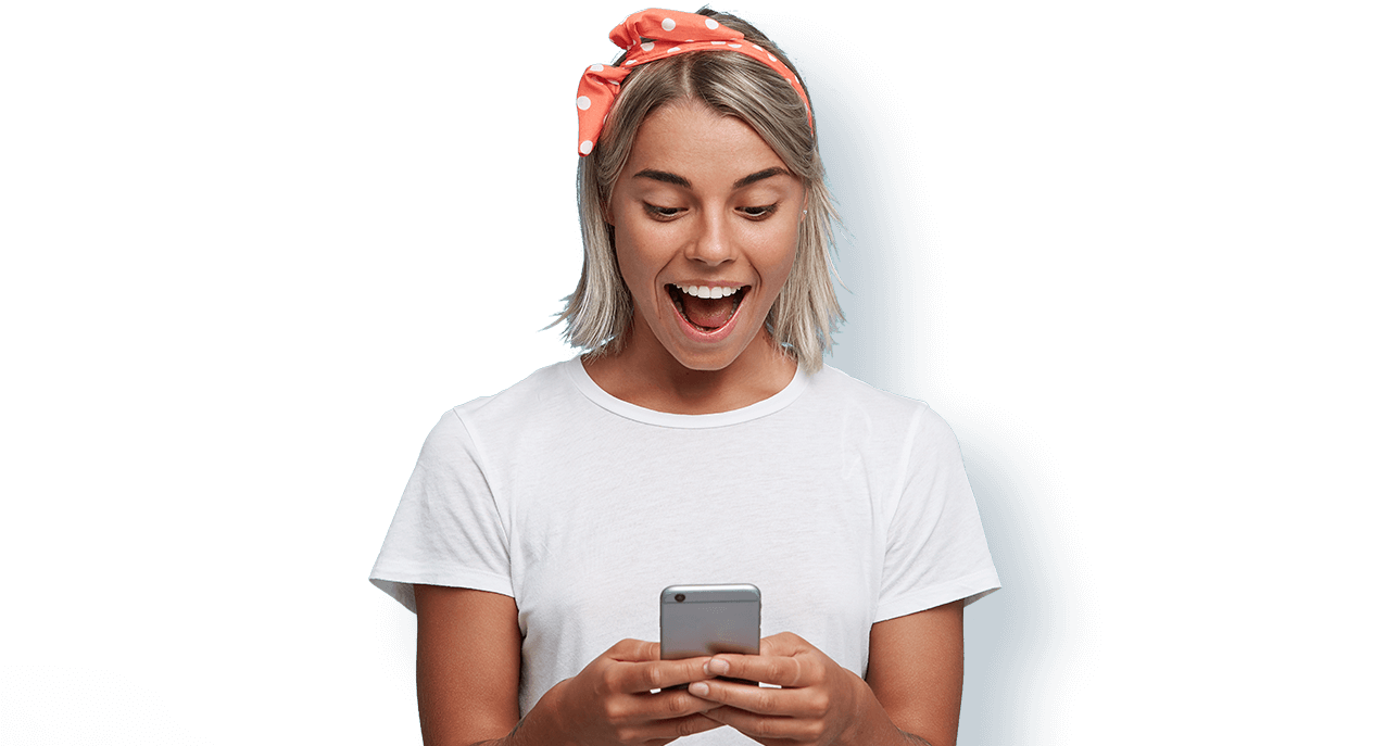 chica analizando datos